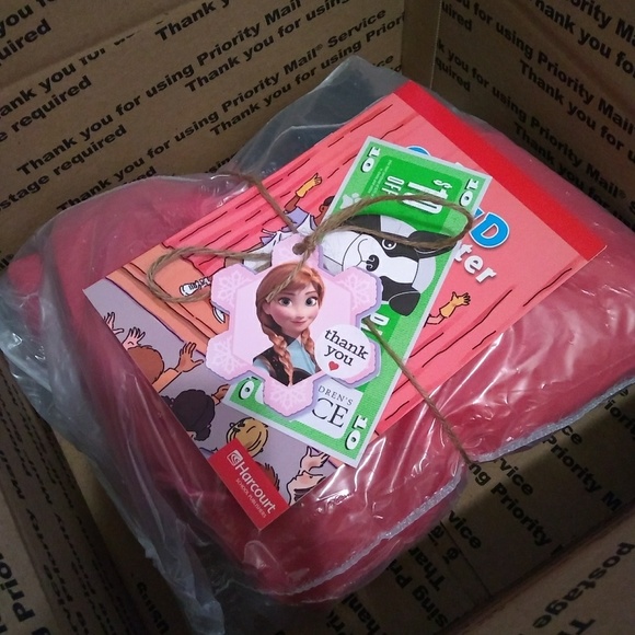 Welcome to my closet - Picture 5 of 8